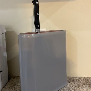 Modern, sleek knife holder